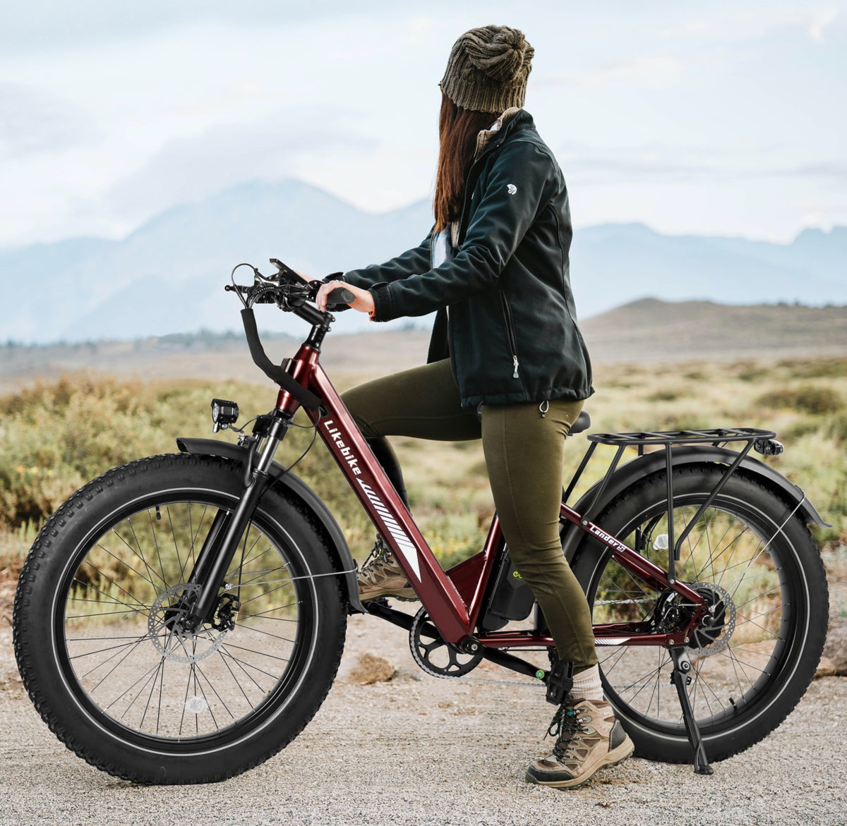 Bicicleta Elétrica Likebike Lander S com pneus largos, motor de 500W e bateria de 48V 13Ah